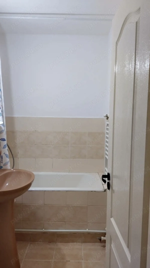 Garsonieră, cu mobilă și utilități, de închiriat, zona Hotel Deva