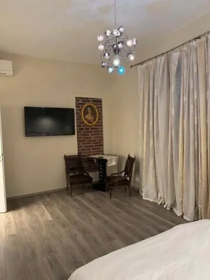 Casa - Pensiune - 210 mp - 550 000 euro - imagine 12