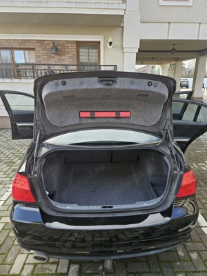 BMW Seria 3 320d EfficientDynamics Edition   2011 - imagine 10