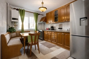 Apartament 3 camere cu Centrala proprie si Loc de parcare 