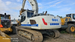 Excavator pe șenile Liebherr R 924 - imagine 8