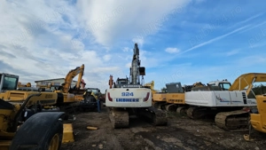 Excavator pe șenile Liebherr R 924 - imagine 11