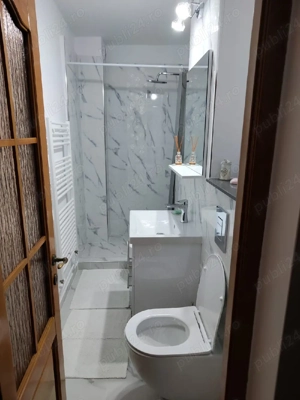 Închiriez ap.2 camere recent renovat - imagine 8
