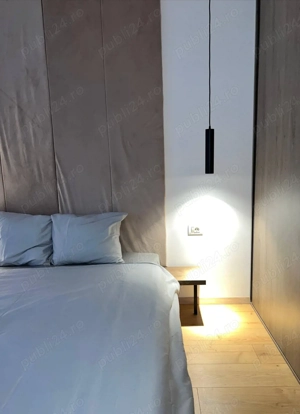 Proprietar: Vand apartament 2 camere semidecomandat renovat si utilat 2025 Gata de mutat imediat, ac - imagine 2