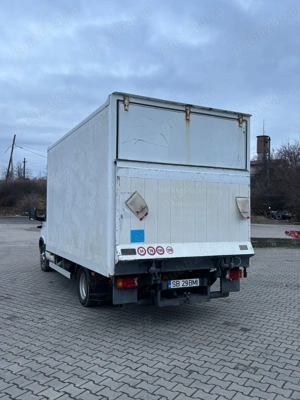 Cub Iveco cu lift  - imagine 5