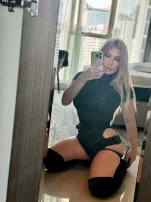 Transexuala dominatoare doar activa ofer si deplasari hotel pensiune sau show web