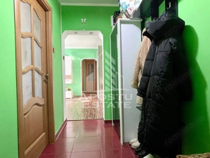 Apartament cu 3 camere,2 bai,semidecomadat,centrala proprie, Girocului - imagine 10