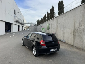 Bmw seria 1 2007 2.0d 122 cai - imagine 4