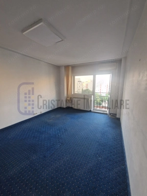 Spatiu comercial-birou. Tineretului, 2 camere decomandat, 67 mp.