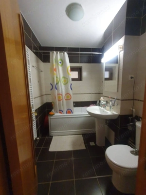 De vanzare – Apartament 3 camere -Complex Vega, Strada Tecuci - imagine 6