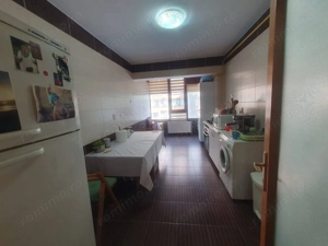 De vanzare – Apartament 3 camere -Complex Vega, Strada Tecuci - imagine 14