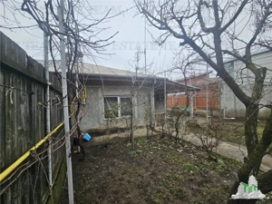 Casa individuala 3 camere, curte, zona Piata Resita – Giurgiuliu