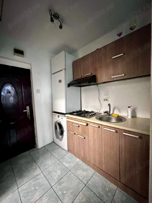 închiriere   garsoniera zona Cet - 1000 lei 