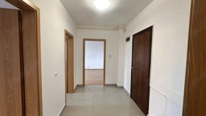 Apartament de vanzare cu 2 camere in zona Coresi