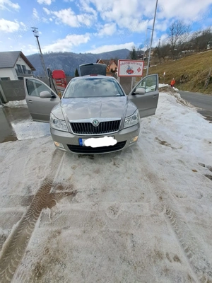 Vând skoda Octavia - imagine 4
