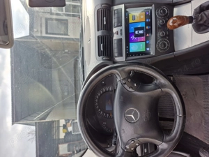 Mercedes C 220 CDI Manuală | Navigație | Încălzire scaune - imagine 4