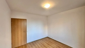 Apartament de vanzare cu 2 camere in zona Coresi - imagine 7