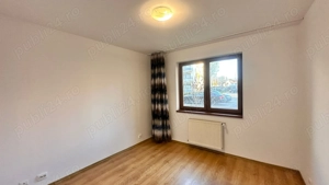 Apartament de vanzare cu 2 camere in zona Coresi - imagine 6