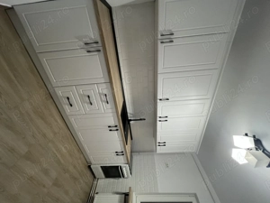 Închiriez apartament 3 camere decomandat Iulius Mall - imagine 2