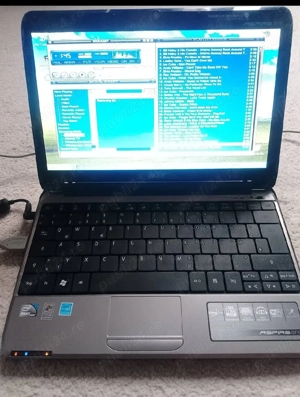 Netbook Acer Aspire One ZA3 - imagine 5