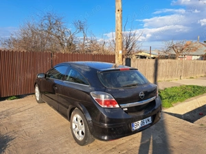 Opel astra GTC, 1.4 benzina, 2005 - imagine 2