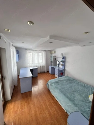 Casa 12 camere, 360 mp, zona centrala - imagine 4