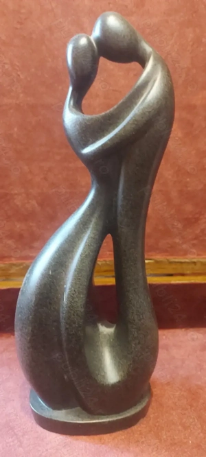 Statueta Imbratisare 