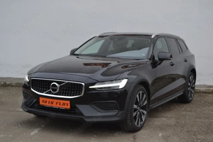 Volvo V60 Cross Country B4 AWD Momentum PRO