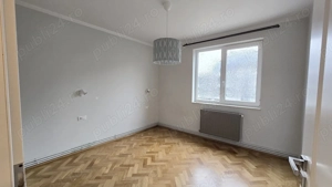 Zona Centrala, apartament 3 camere, cu boxa si garaj. - imagine 5