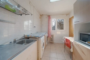 Decomandat* bloc 1980*etaj 3/8* 7 minute metrou* Str. Azurului - imagine 8