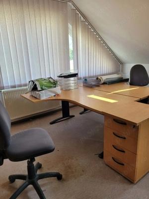 Masă de birou cu sertar