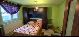 Casă de vânzare la stradă principală – 185 mp teren