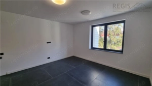Vila - Bloc modern de 11 camere zona Centrul Civic , Onix - imagine 9