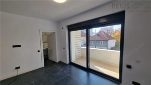 Vila - Bloc modern de 11 camere zona Centrul Civic , Onix - imagine 8