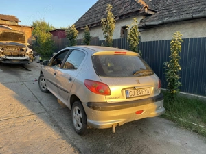 dezmembrez sau vand intreg peugeot 206 1.4hdi - imagine 4