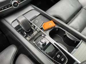 Volvo XC60 2.0 Diesel 197 CP An 2024 - imagine 16