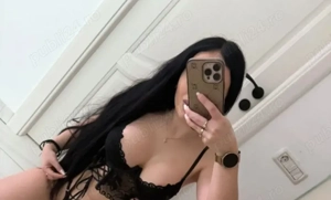 Bună ,sunt o brunetă cu experiență ,accept mici fantezi ofer sărutări pasionale iubesc ce fac kiss 