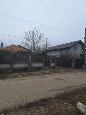 Vand gospodarie formată din 2 case in Peris langa Balotesti  - imagine 3