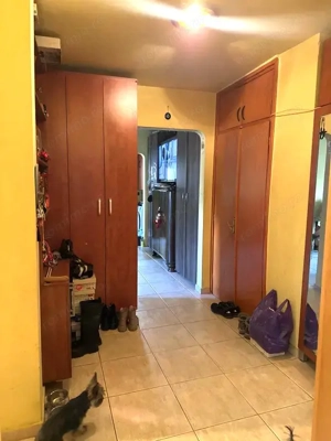 3 cam decomandat ETAJ 1 contor de gaz zona Mircea cel Batran - imagine 4
