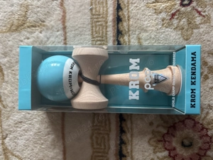 Kendama krom pop sky blue sticky