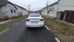 Vand Tesla Model 3 Long Range AWD  - imagine 3