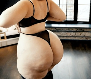 **NU SUNA ** doar show pe whatsapp scrie-mi pe whatsapp NU fac intalniri 