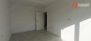 Apartament cu 3 camere decomandat, ETAJ 2 - Giroc - imagine 6