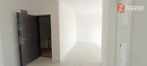 Apartament cu 3 camere decomandat, ETAJ 2 - Giroc - imagine 7