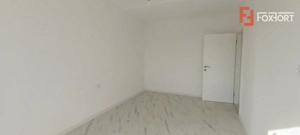 Apartament cu 3 camere decomandat, ETAJ 2 - Giroc - imagine 5