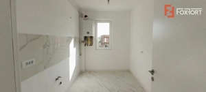 Apartament cu 3 camere decomandat, ETAJ 2 - Giroc - imagine 8