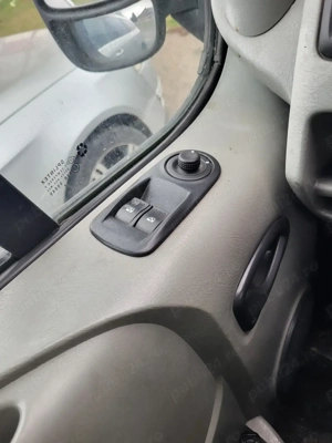 Vând sau schimb Renault trafic  - imagine 5