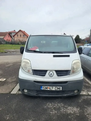 Vând sau schimb Renault trafic 