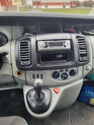 Vând sau schimb Renault trafic  - imagine 6