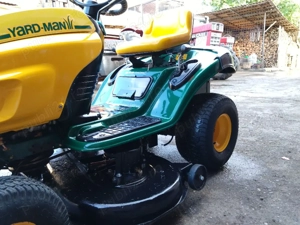 Vând tractoraș de tuns iarba yard-man - imagine 3